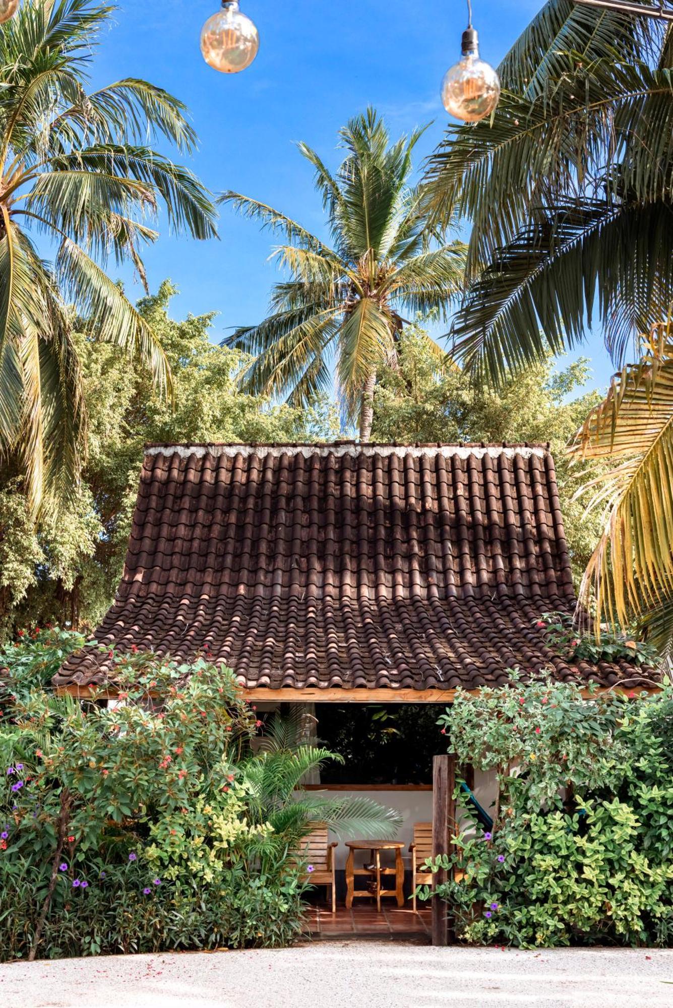 Coconut Garden Resort Gili Trawangan Exterior foto