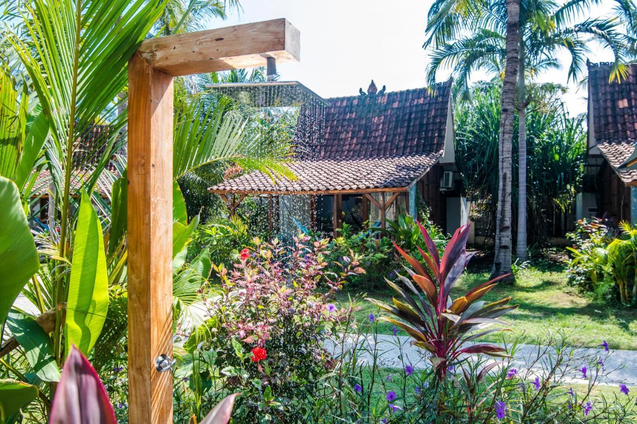 Coconut Garden Resort Gili Trawangan Exterior foto